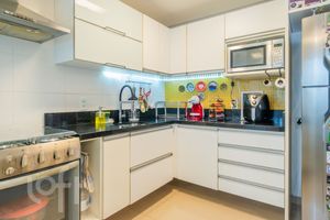 Image 19 - 727534