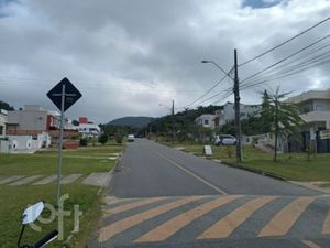 Image 38 - 727611