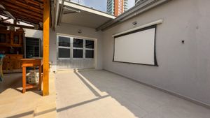 Image 11 - 727661