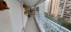 Image 8 - 728136