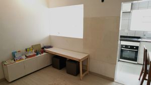 Image 4 - 728156