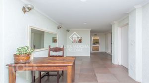 Image 9 - 728229