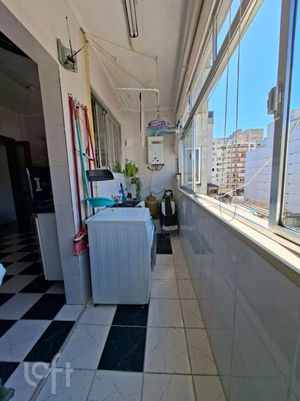 Image 8 - 728684