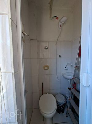 Image 10 - 728684