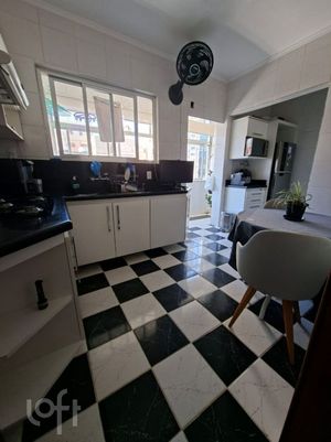 Image 5 - 728684