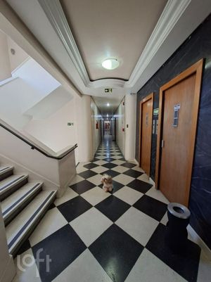 Image 4 - 728684