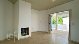 Image 9 - 728689