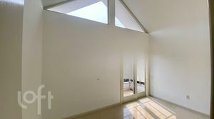 Image 31 - 728689