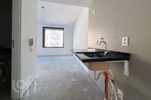 Image 3 - 728852