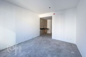Image 7 - 728852
