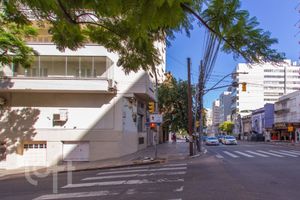 Image 23 - 728861
