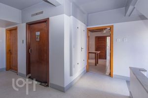 Image 26 - 728861