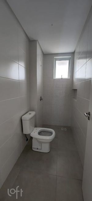 Image 4 - 728935