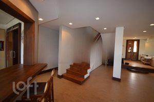 Image 23 - 729516