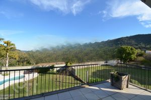 Image 18 - 729516