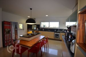 Image 3 - 729516