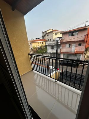 Image 10 - 729517