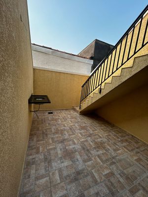 Image 11 - 729517