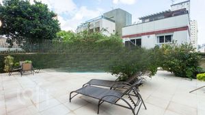 Image 38 - 729632