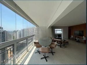 Image 3 - 729755