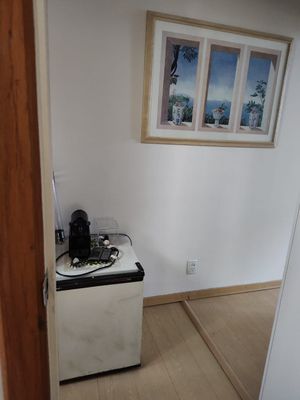 Image 3 - 729817