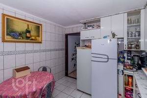 Image 6 - 729861