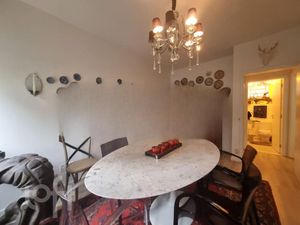 Image 8 - 729881