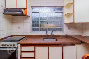 Image 75 - 729895