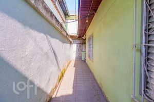 Image 30 - 729895