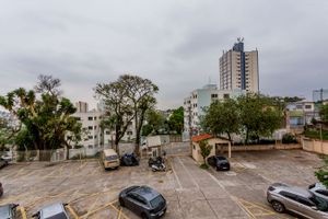 Image 12 - 729932