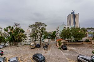 Image 11 - 729932
