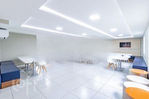 Image 24 - 729949
