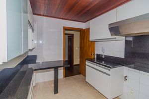 Image 16 - 730017