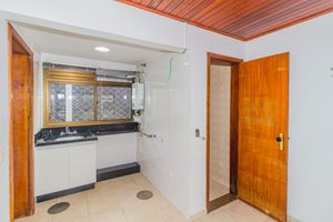 Image 20 - 730017