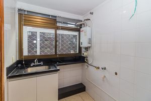 Image 21 - 730017