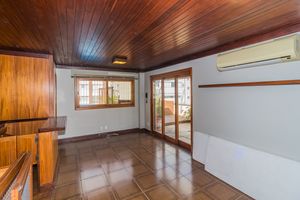 Image 26 - 730017