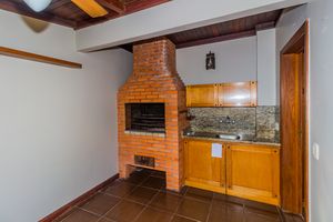 Image 33 - 730017