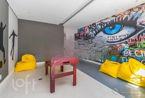 Image 24 - 730178