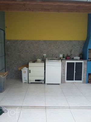 Image 17 - 730854