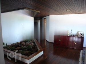 Image 7 - 731529