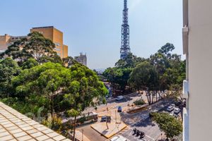 Image 34 - 731582
