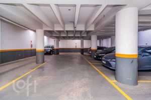 Image 41 - 731582
