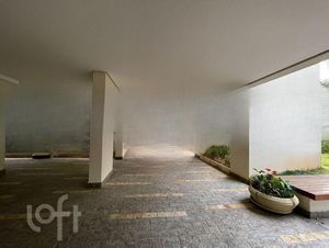 Image 2 - 731794