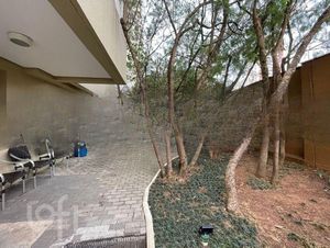 Image 21 - 731794