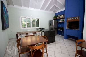 Image 24 - 731964