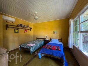 Image 20 - 732034