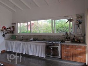 Image 28 - 732034
