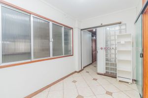 Image 30 - 732103