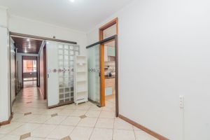 Image 31 - 732103