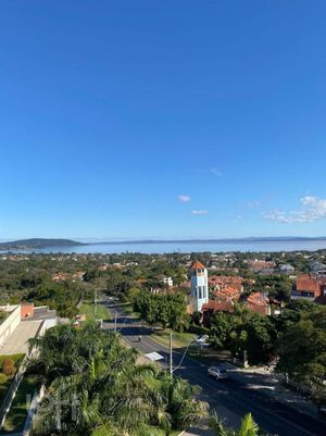 Image 15 - 732292